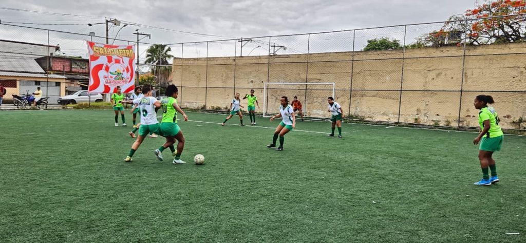 Equipe-feminina-do-Jardim-Catarina-vence-Taca-das-Comunidades-2-1024x473